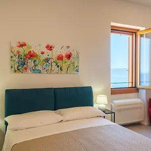 Studio In The Castle , Castelsardo Italia